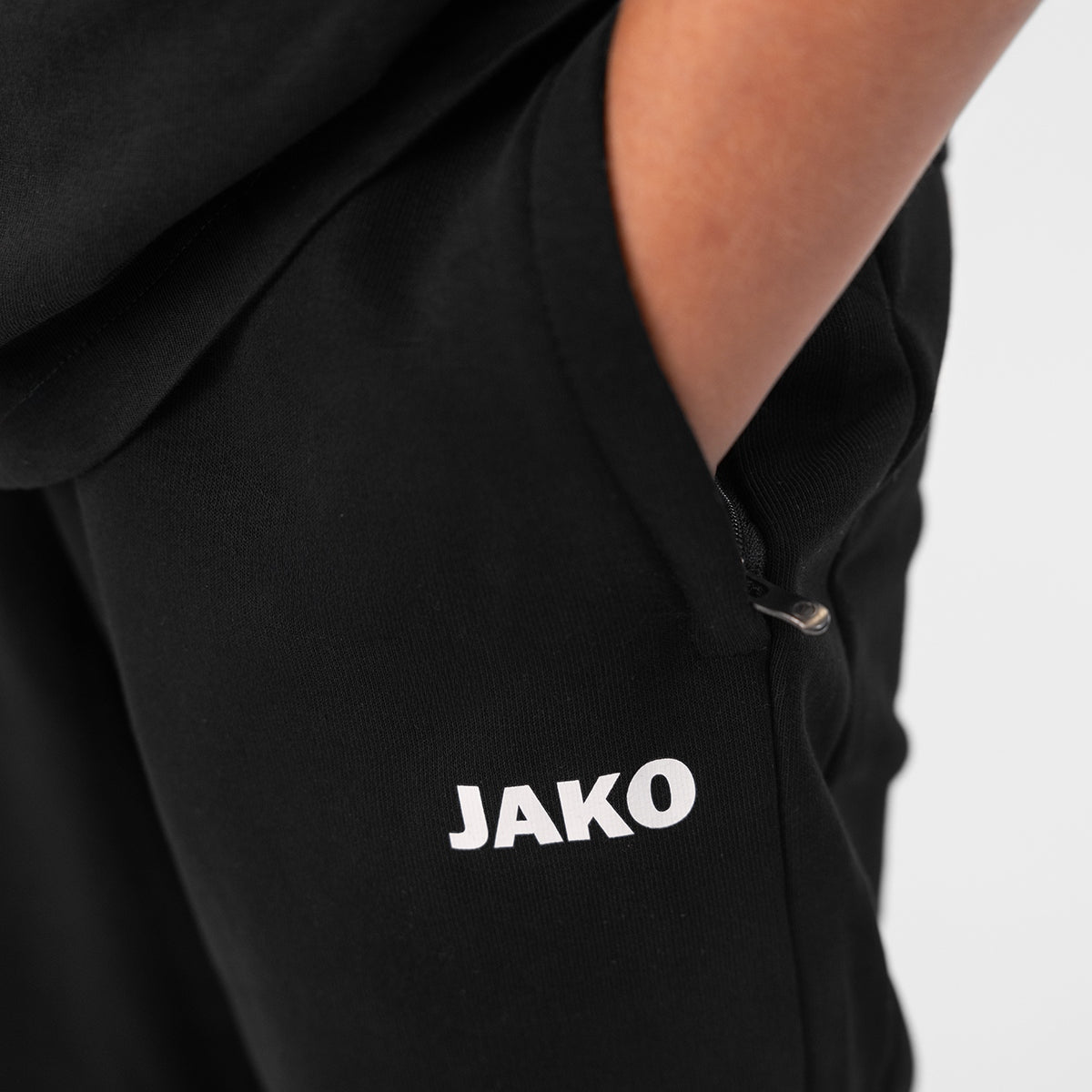 JAKO Jogginghose Base mit Bündchen schwarz